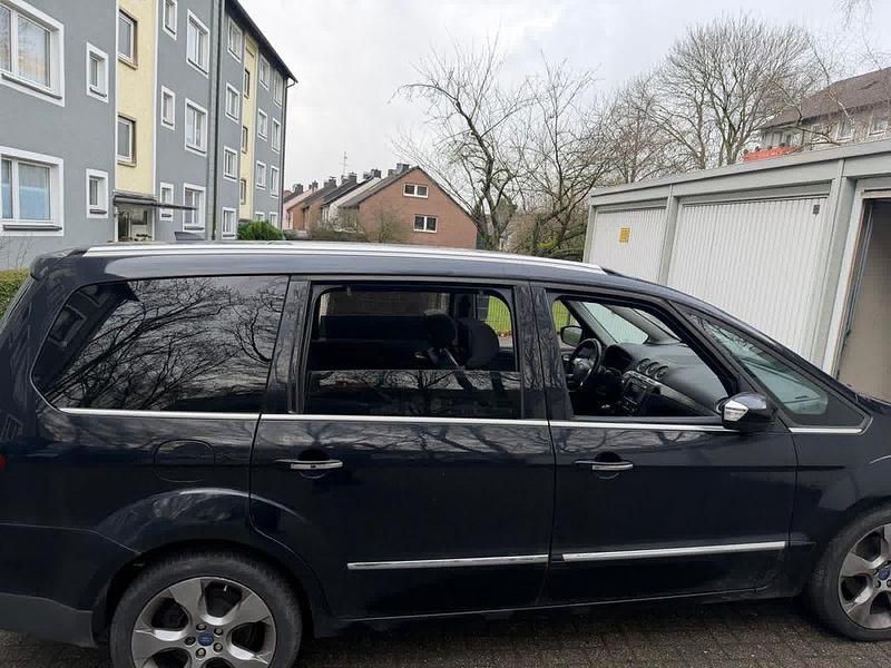 Gebraucht Ford Galaxy Titanium 203 PS (149 kW) 2012 Schwarz Van / Kleinbus