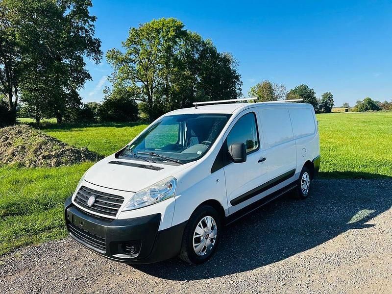 Weiß Gebraucht 2010 Fiat Scudo Van / Kleinbus | 2.399 € (Superpreis) - Bild 1/4