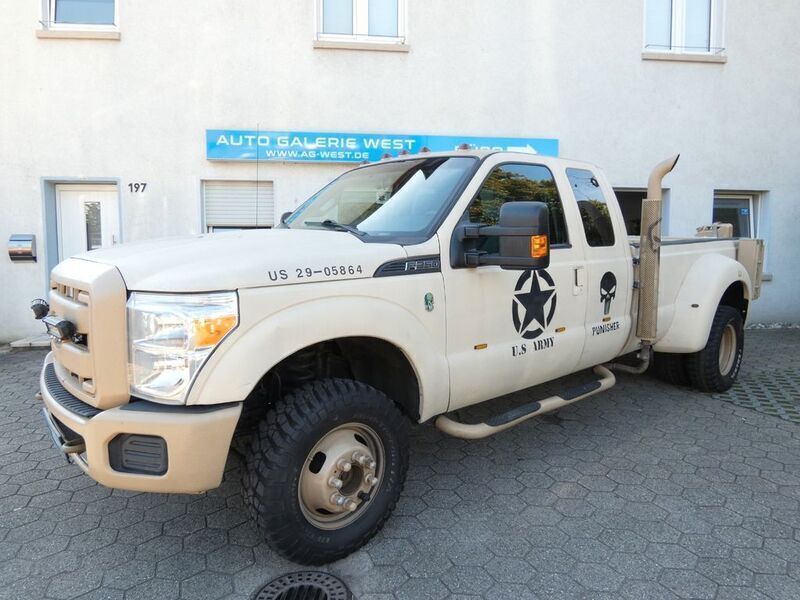 Beige Gebraucht 2013 Ford F350 SUV | 22.990 € - Bild 1/4