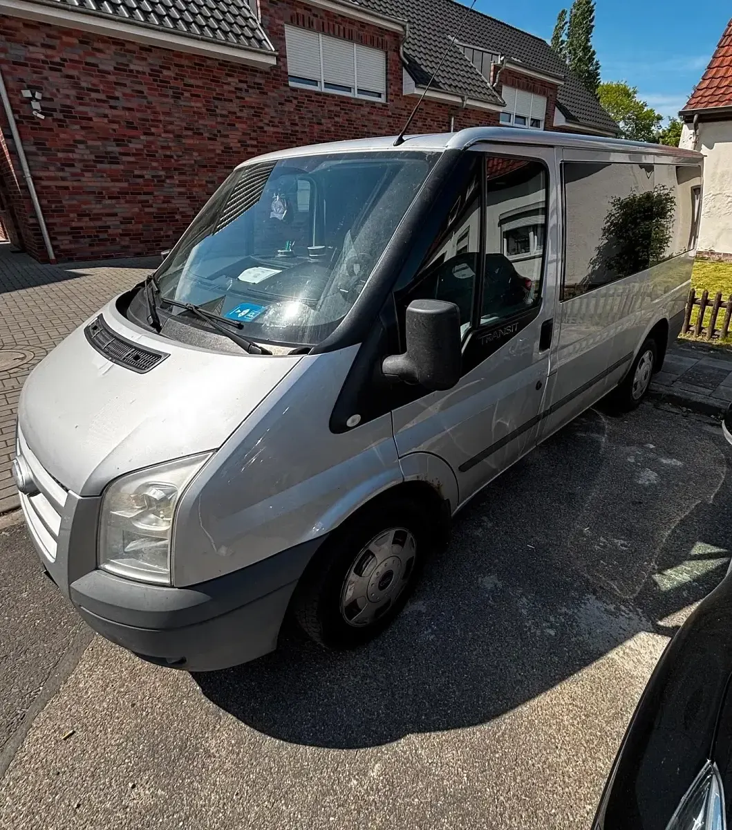 Usata Ford Transit 99 CV (72 kW) 2010 Grigio Monovolume