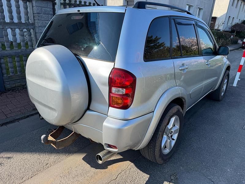 Gebraucht Toyota RAV4 150 PS (110 kW) 2004 Silber SUV