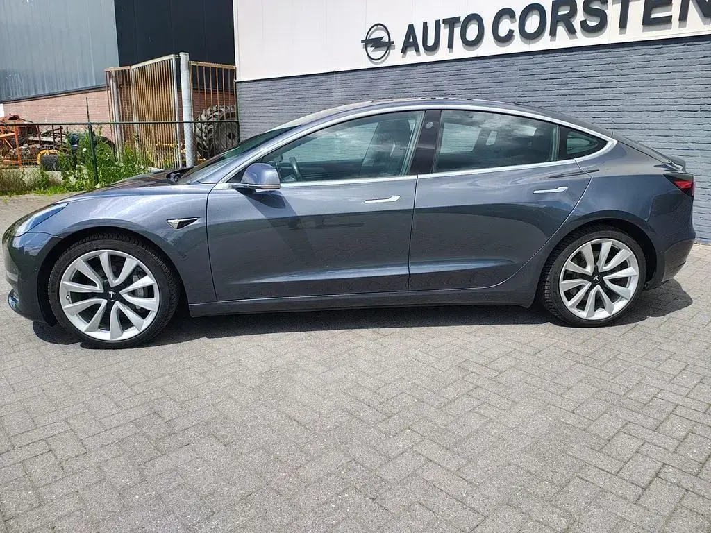 Gebraucht Tesla Model 3 Long Range AWD 339 kW (462 PS) 2019 Grau Limousine
