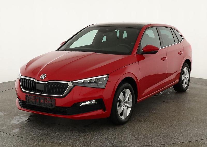 Velvet rot metallic Gebraucht 2023 Skoda Scala Style Kleinwagen | 22.995 € - Bild 1/4