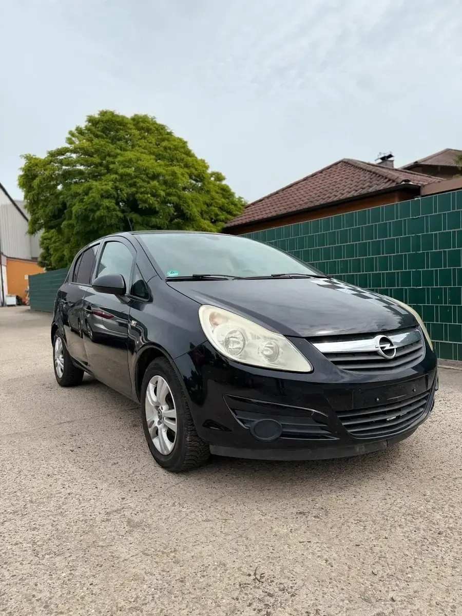 Gebraucht Opel Corsa 88 PS (64 kW) 2010 Kleinwagen