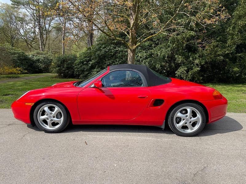 Gebraucht Porsche Boxster 220 PS (161 kW) 1999 Rot Cabrio