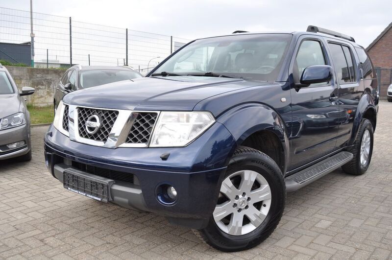 Blau Gebraucht 2006 Nissan Pathfinder Premium Edition SUV | 5.990 € (Fairer Preis) - Bild 1/4