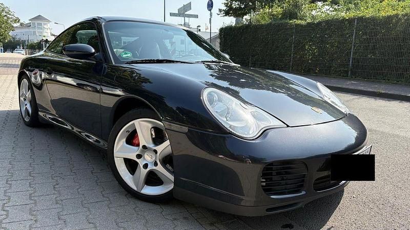 Grau Gebraucht 2003 Porsche 911 Carrera 4S Coupé | 40.500 € - Bild 1/4
