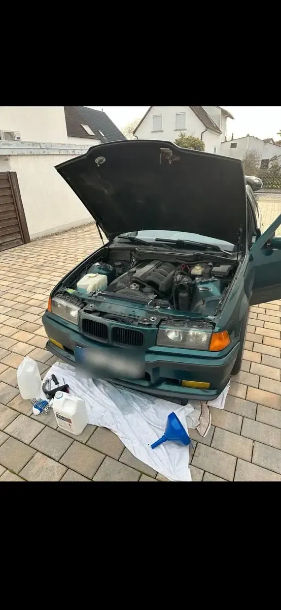 Gebraucht BMW 320 M Sport 150 PS (110 kW) 1996 Grün Kombi