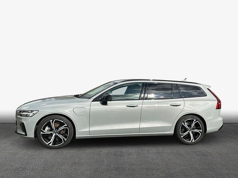 Gebraucht Volvo V60 Plus 257 PS (189 kW) 2025 Grau Kombi