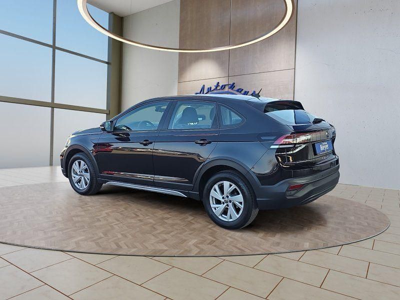 Gebraucht VW Taigo 116 PS (85 kW) 2025 Deep black perleffekt (metallic) SUV