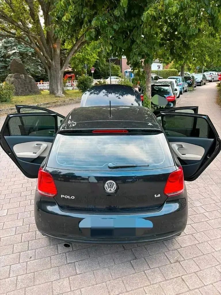 Gebraucht VW Polo 86 PS (63 kW) 2010 Schwarz Kleinwagen
