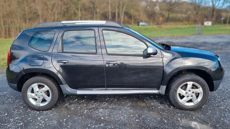 Gebraucht Dacia Duster Prestige 110 PS (80 kW) 2011 Schwarz SUV