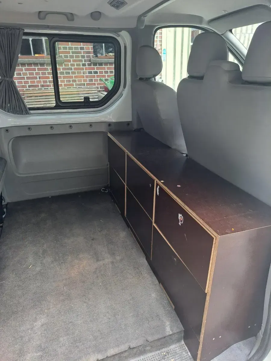 Gebraucht Opel Vivaro 115 PS (84 kW) 2014 Weiß Van / Kleinbus