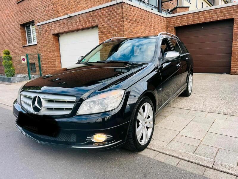 Schwarz Gebraucht 2008 Mercedes C320 Avantgarde Kombi | 4.500 € (Superpreis) - Bild 1/4