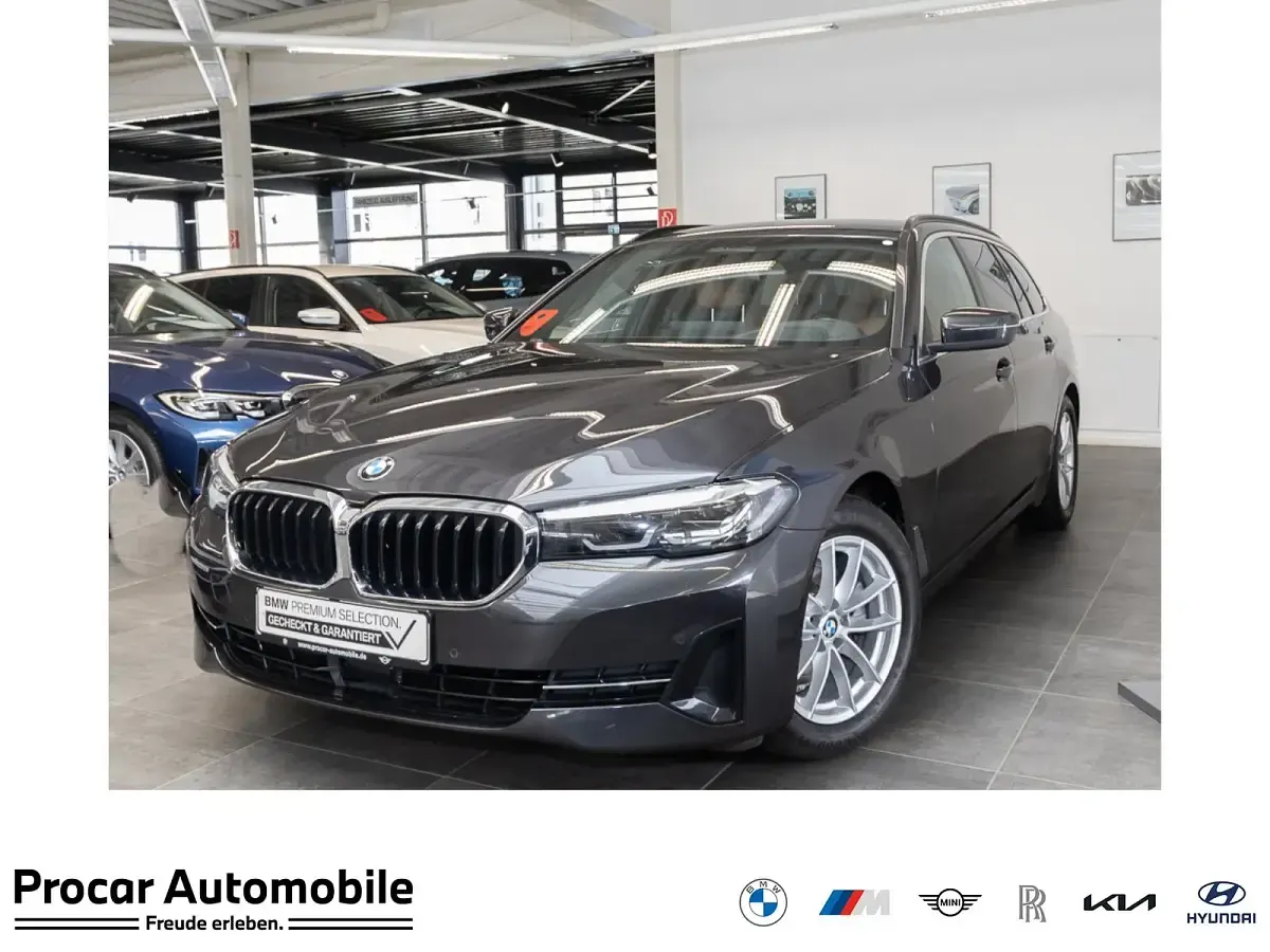 Gebraucht BMW 520 Sport Line 190 PS (139 kW) 2023 Kombi