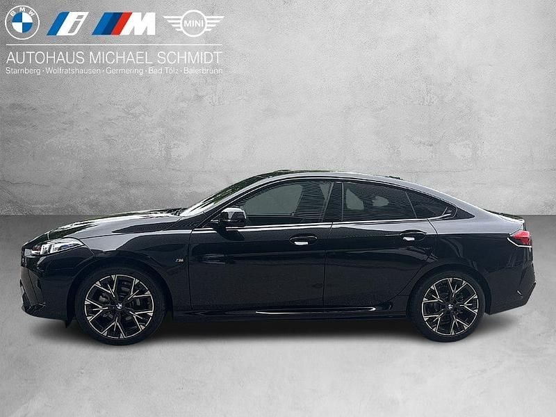 Neu BMW 220 M Sport 163 PS (119 kW) 2026 Black sapphire Coupé