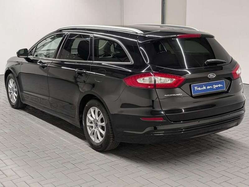 Gebraucht Ford Mondeo Titanium 160 PS (117 kW) 2018 Schwarz (iridiumschwarzmet.) Kombi