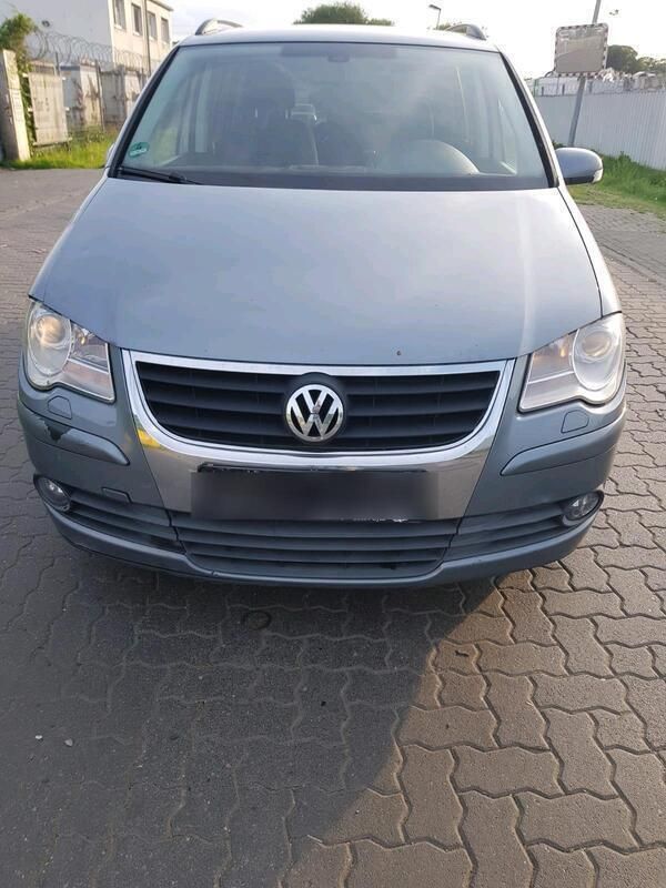 Silber Gebraucht 2008 VW Touran Van / Kleinbus | 1.700 € - Bild 1/4