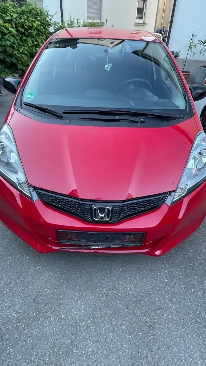Gebraucht Honda Jazz 90 PS (66 kW) 2014 Rot Kleinwagen