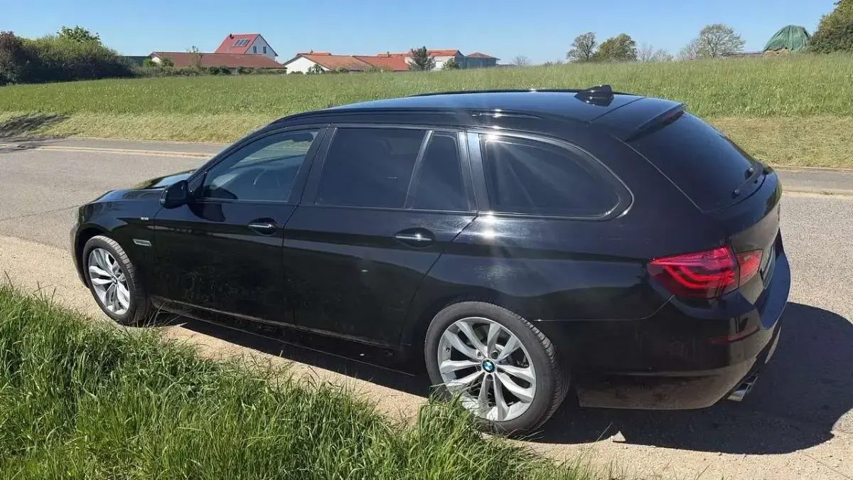 Używany BMW 520 190 KM (139 kW) 2015 Czarny Kombi