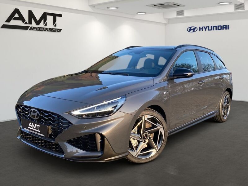 Grau Neu 2025 Hyundai i30 N Line Limousine | 30.950 € (Etwas zu teuer) - Bild 1/4
