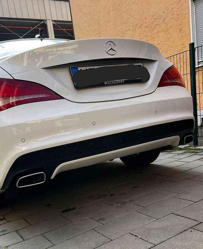Gebraucht Mercedes CLA180 122 PS (89 kW) 2015 Limousine