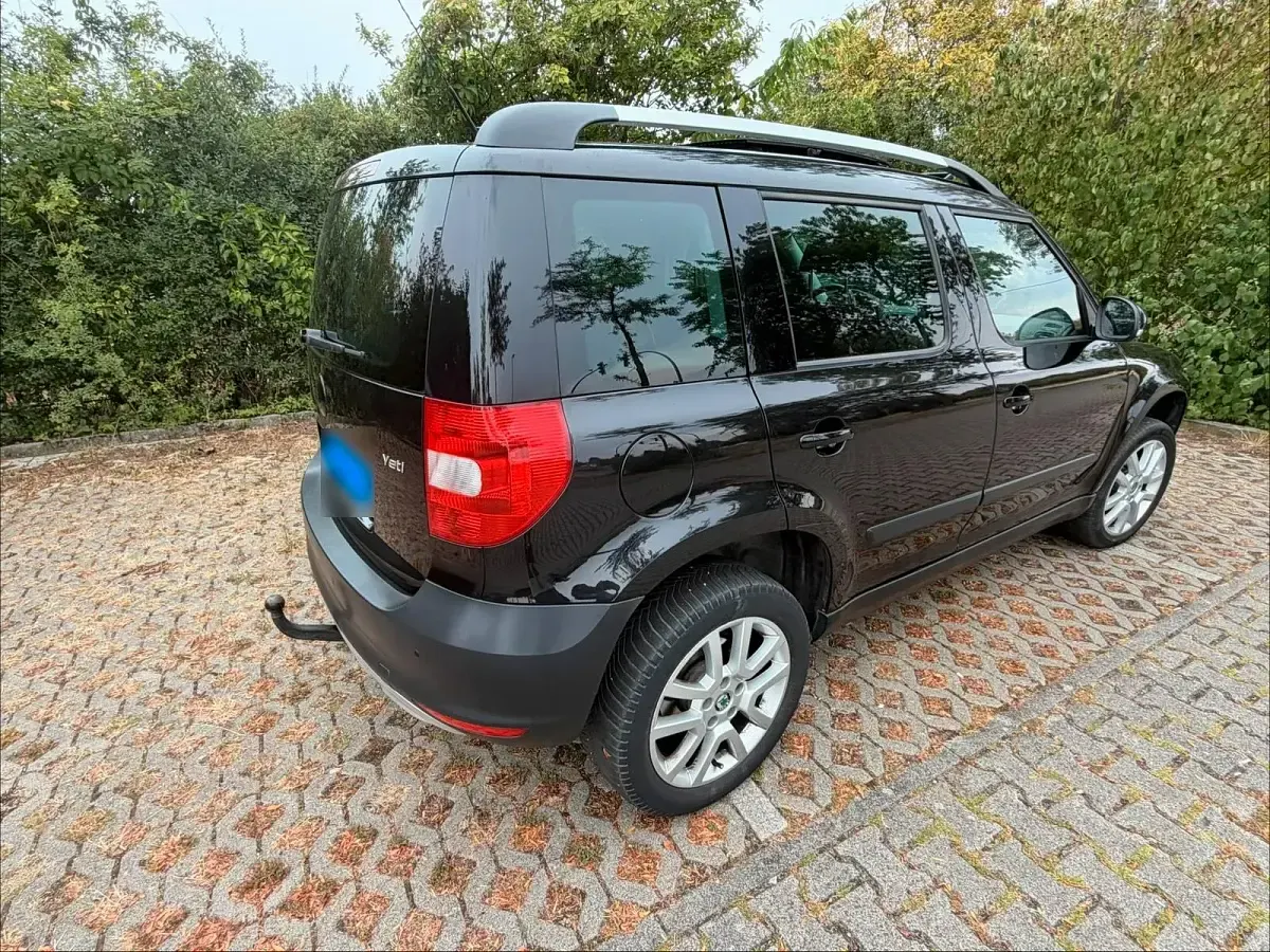 Gebraucht Skoda Yeti 122 PS (89 kW) 2011 Schwarz SUV