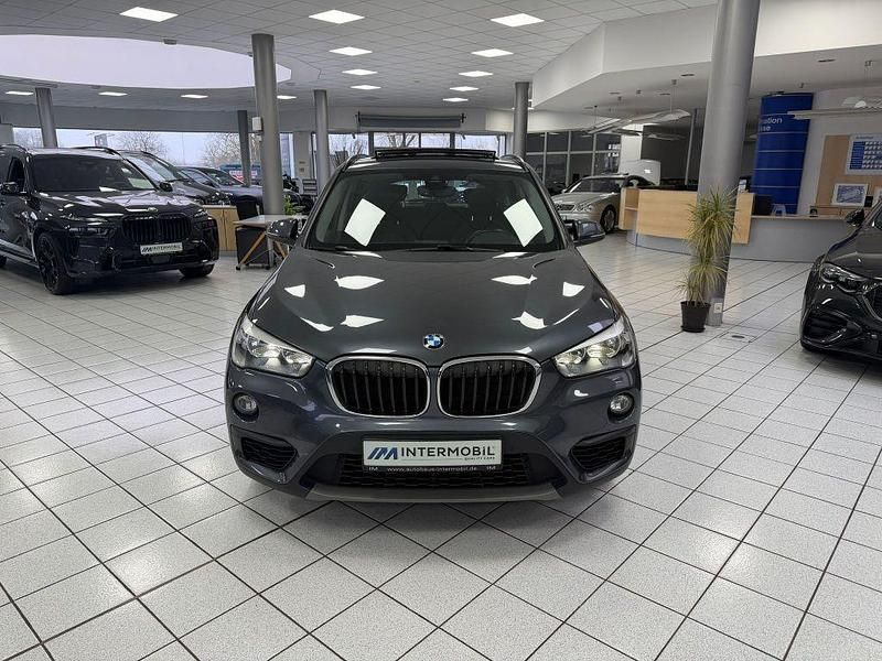 Używany BMW X1 Advantage 150 KM (110 kW) 2017 Szary SUV