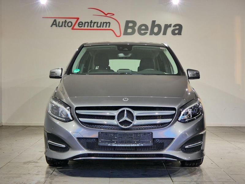 Usata Mercedes B220 Edition 184 CV (135 kW) 2018 Grigio Monovolume