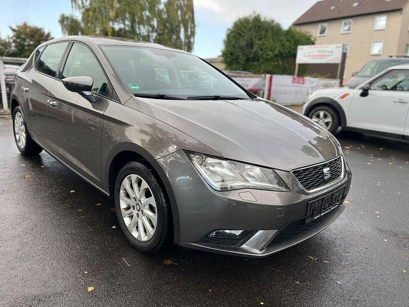 Gebraucht Seat Leon Style 110 PS (80 kW) 2015 Grau Limousine