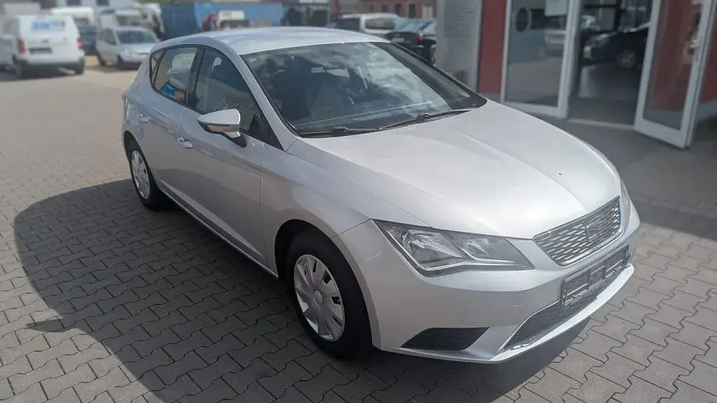 Gebraucht Seat Leon Reference 110 PS (80 kW) 2016 Silber Limousine