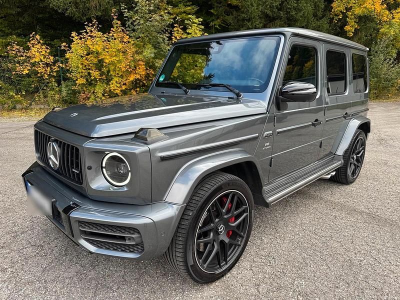Grau Gebraucht 2020 Mercedes G63 AMG AMG SUV | 119.900 € - Bild 1/4