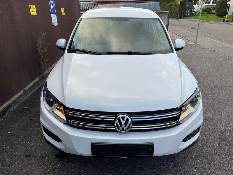Gebraucht VW Tiguan Track & Field 160 PS (117 kW) 2012 Weiß SUV