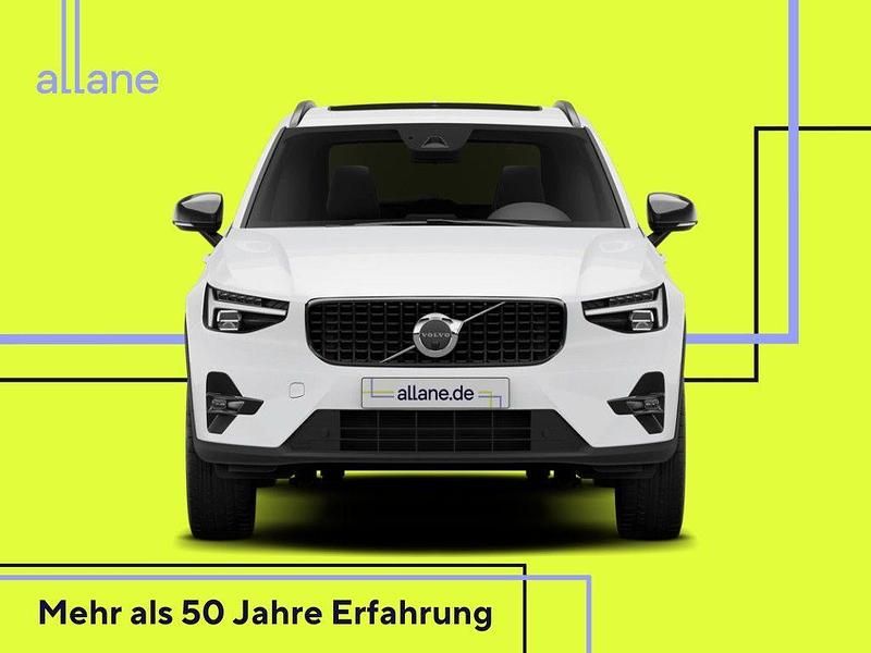 Neu Volvo XC40 Plus 163 PS (119 kW) 2025 Weiß SUV
