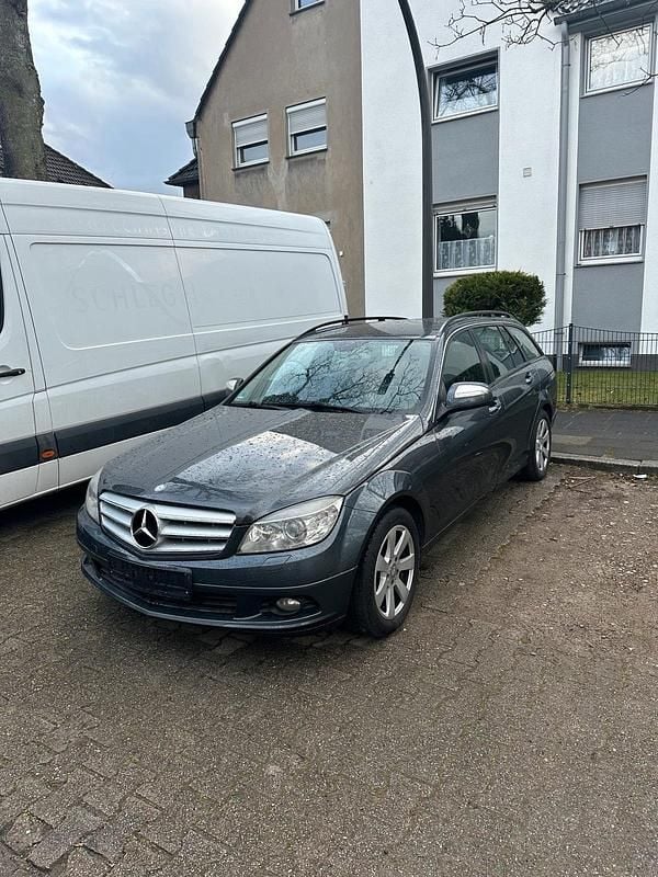 Gebraucht Mercedes C220 170 PS (125 kW) 2008 Grau Kombi