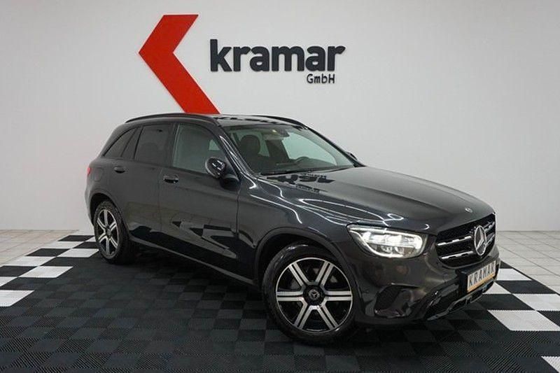 Gebraucht Mercedes GLC200 Luxury 163 PS (119 kW) 2020 Graphite SUV