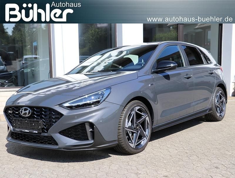 Neu Hyundai i30 N Line 150 PS (110 kW) 2026 Ecotronic grey mineraleffekt Limousine