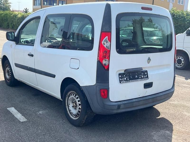 Gebraucht Renault Kangoo 106 PS (77 kW) 2011 Weiß Van / Kleinbus