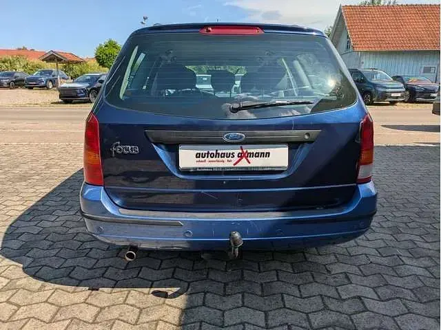 Gebraucht Ford Focus 101 PS (74 kW) 2004 Blau Kombi