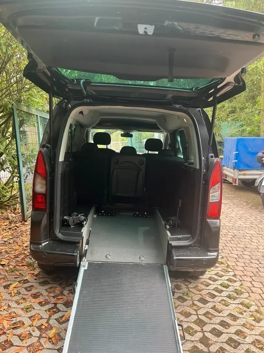 Gebraucht Peugeot TePee 2017 Schwarz Kombi