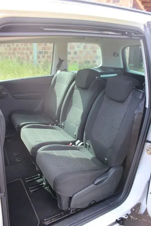 Gebraucht Seat Alhambra Reference 150 PS (110 kW) 2018 Weiß Van / Kleinbus
