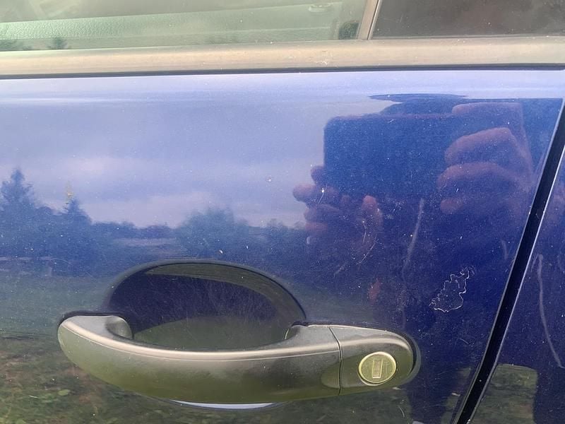 Blau Gebraucht 2005 VW Golf Plus Cross Van / Kleinbus | 3.100 € - Bild 1/4