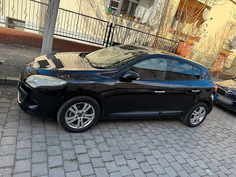 Gebraucht Renault Mégane III 110 PS (80 kW) 2008 Schwarz Kleinwagen