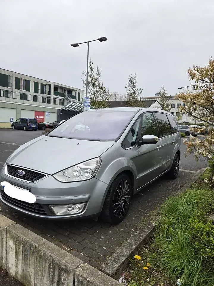 Gebraucht Ford Galaxy Ghia 140 PS (102 kW) 2008 Van / Kleinbus