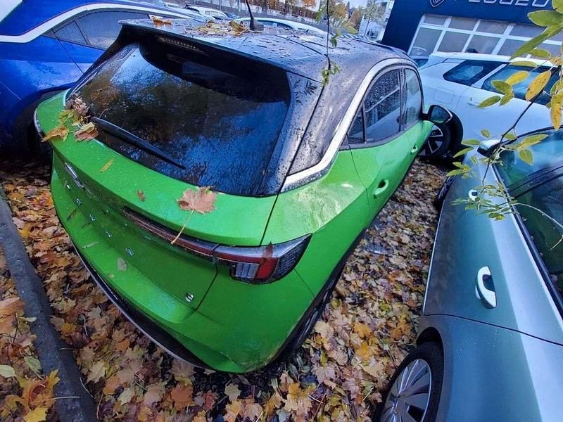 Gebraucht Opel Mokka-e Elegance 100 kW (136 PS) 2022 Grün SUV