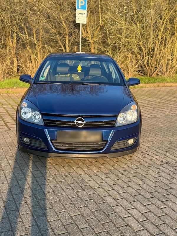Gebraucht Opel Astra 103 PS (75 kW) 2005 Blau Kleinwagen