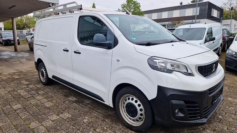 Gebraucht Peugeot Expert Premium 122 PS (89 kW) 2019 Weiß Van