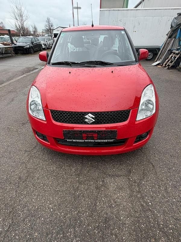Gebraucht Suzuki Swift 90 PS (66 kW) 2008 Rot Kleinwagen