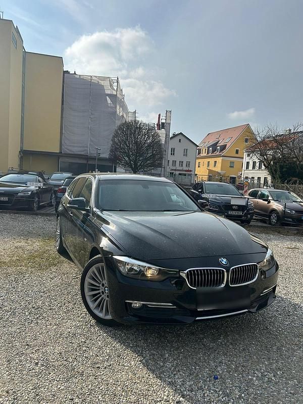 Gebraucht BMW 320 Luxury Line 184 PS (135 kW) 2015 Kombi