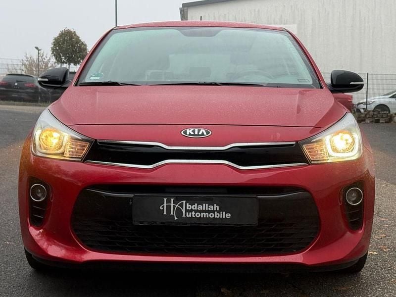 Andere Gebraucht 2017 Kia Rio DREAM-TEAM Edition Limousine | 9.499 € (Fairer Preis) - Bild 1/4